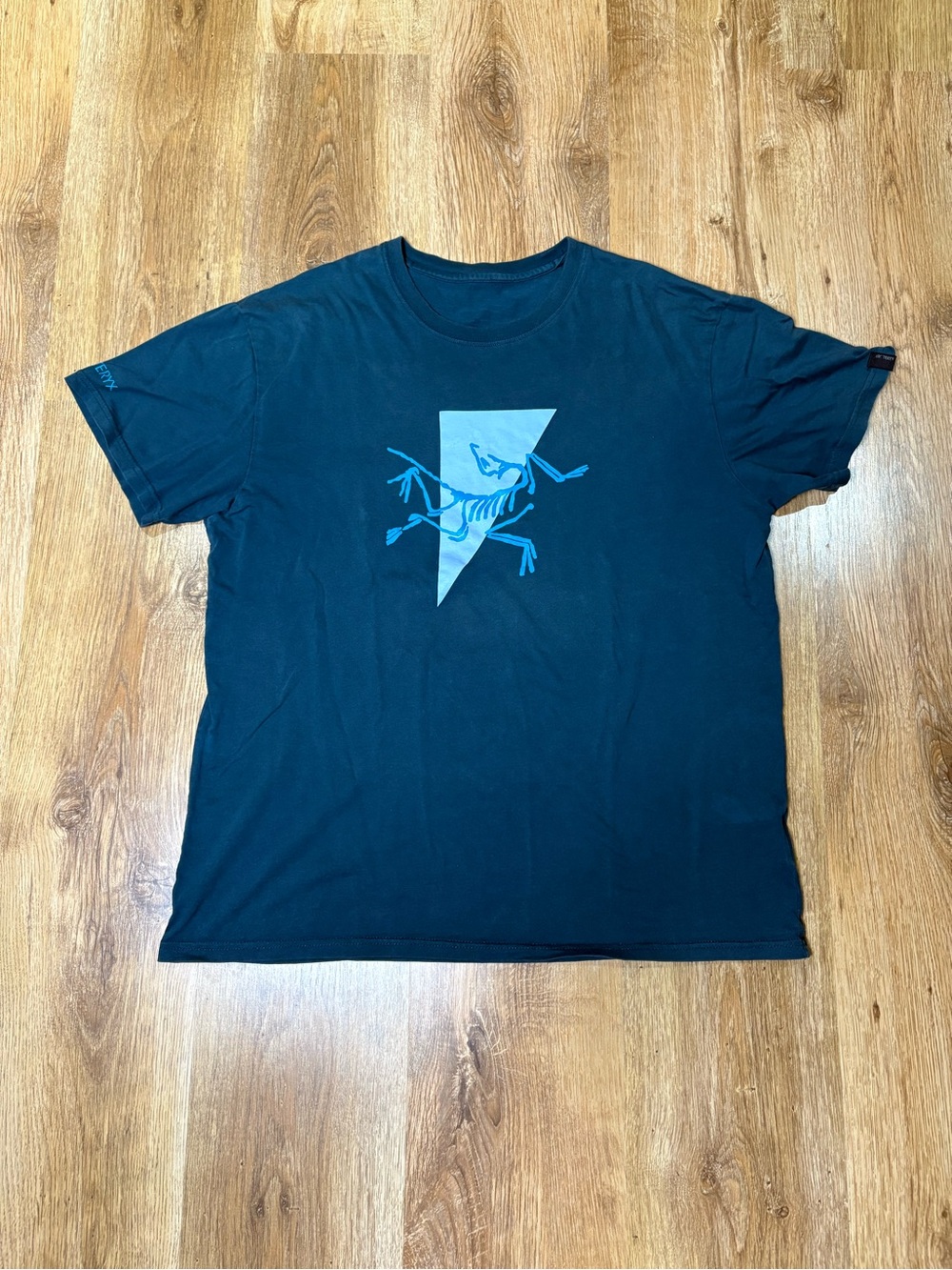 Arc'teryx Graphic Tee Size L